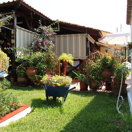 Portes Summer House *