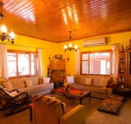 Portes Summer House Ferienhaus