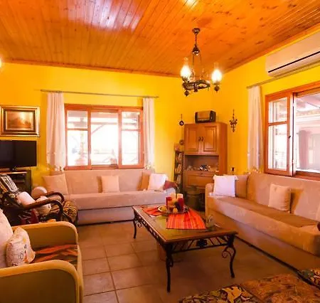 Portes Summer House * 네아 포티데아